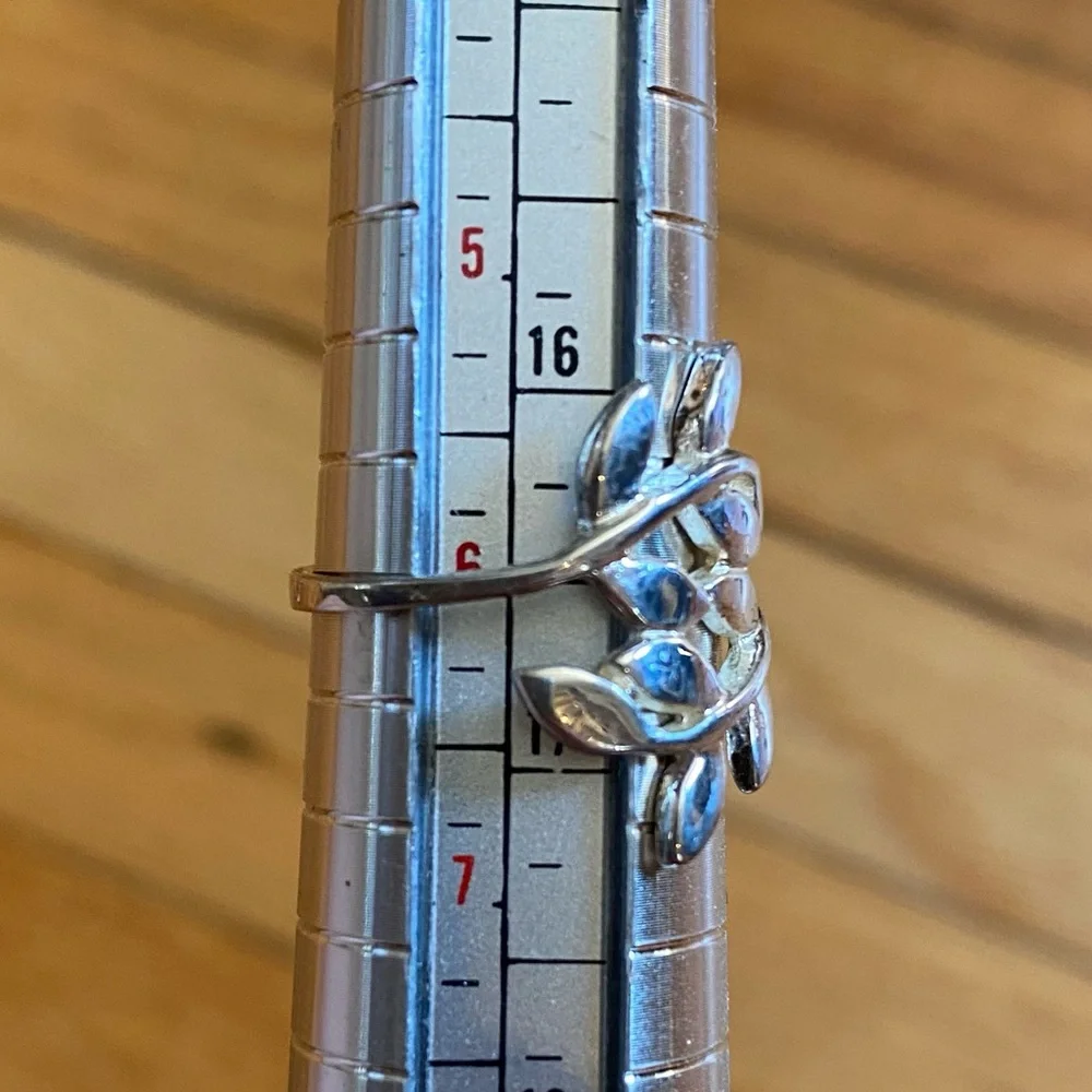 Sterling Silver Fern Ring, Stamped 925, Vintage Vine Motif